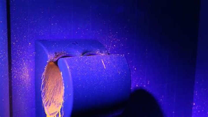 Are hand dryers bad?
