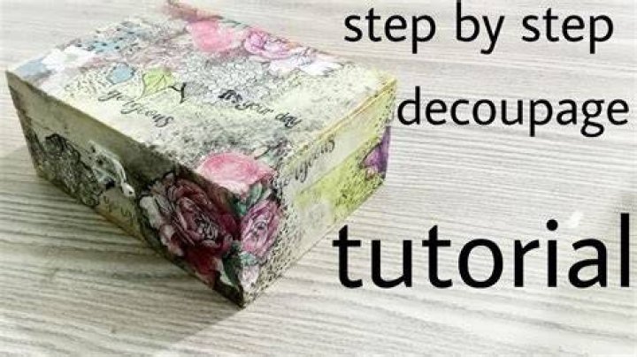Can decoupage be removed?