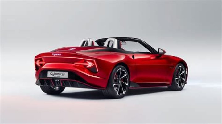 Do roadsters have a roof?
