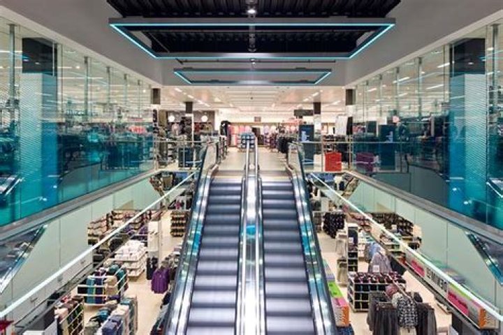 Does basingstoke have a primark?