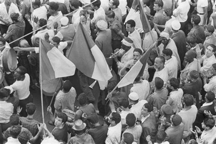 How algeria gained independence?