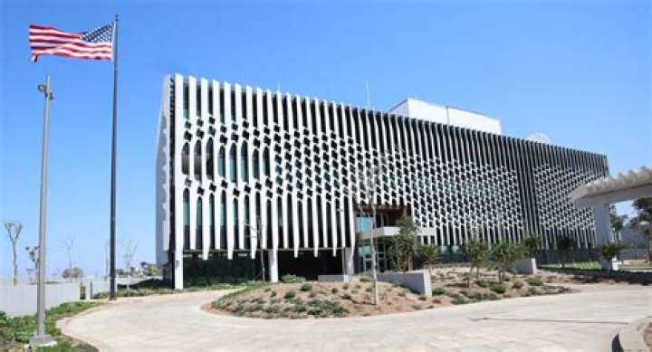 Is embassy a legation?