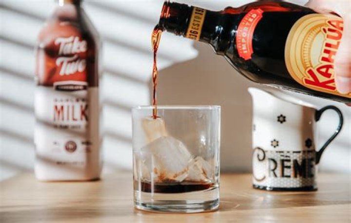 Is kahlua dairy free?