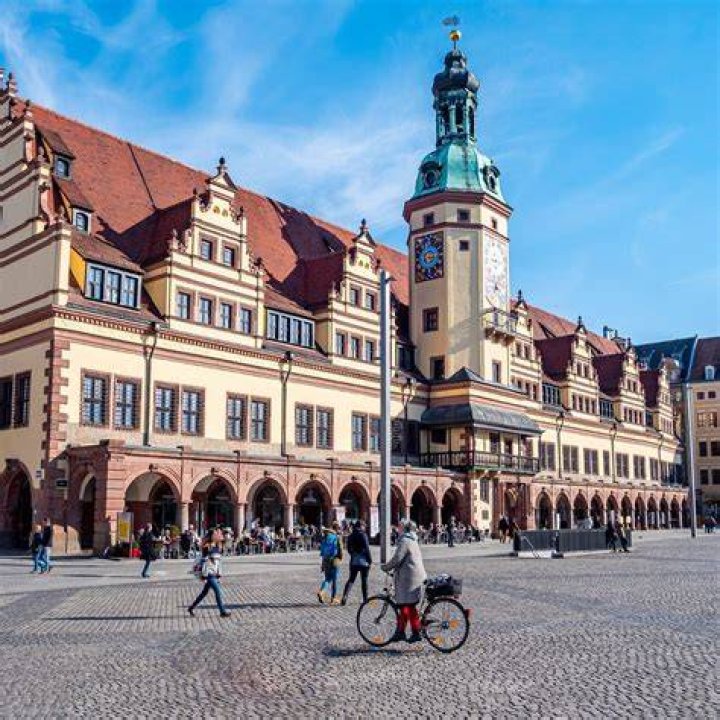 Should i move to leipzig?