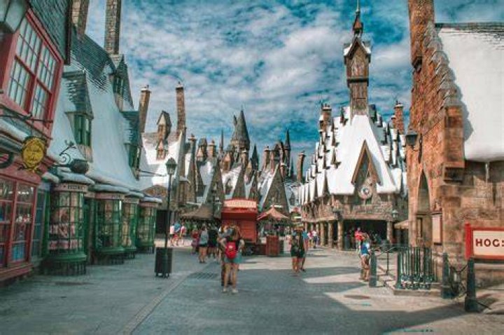 What town is hogsmeade in?