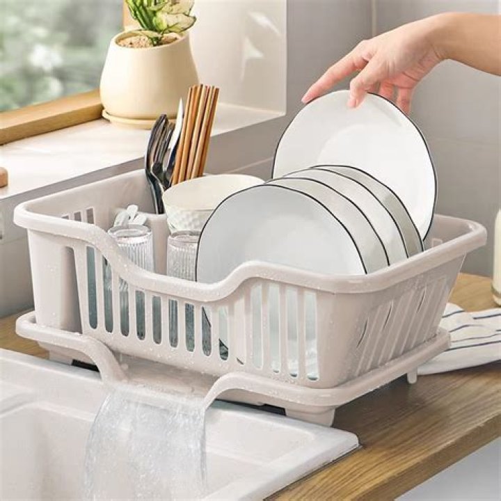 Whats a dish drainer?