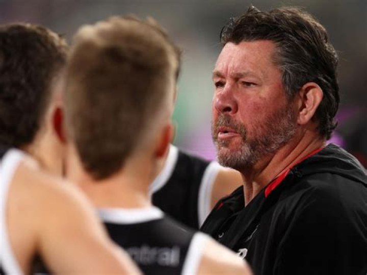 Who does brett ratten coach?