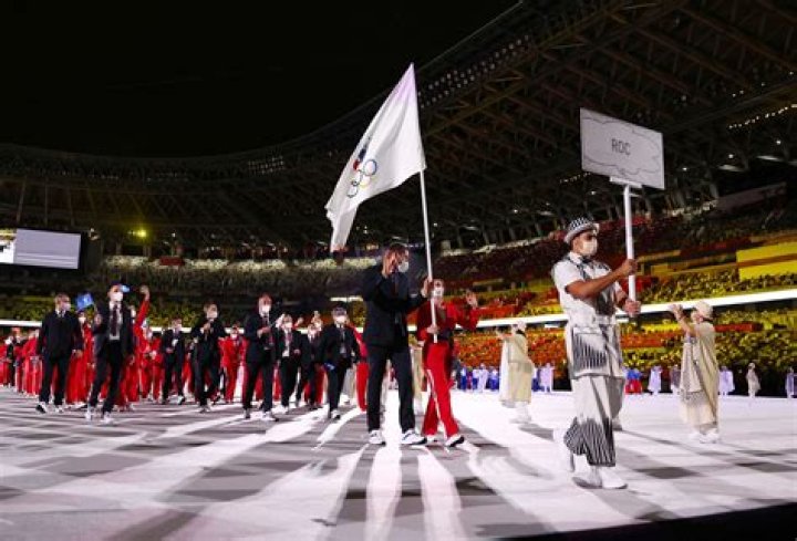 Why can russia compete as roc?