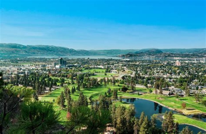 Why should I move to Kelowna?