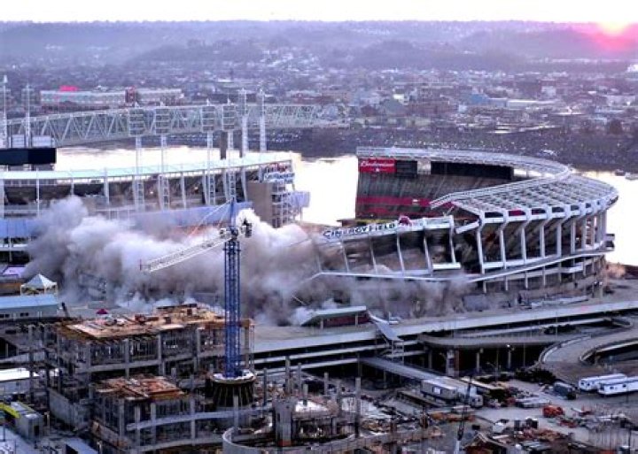 Why was riverfront stadium demolished?