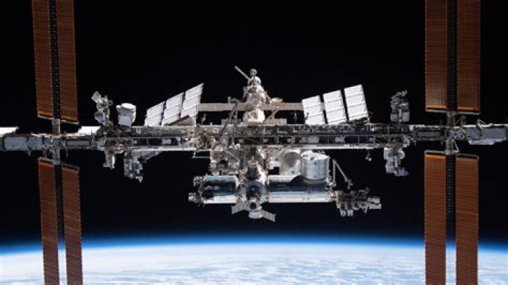 Will hubble fall to earth?